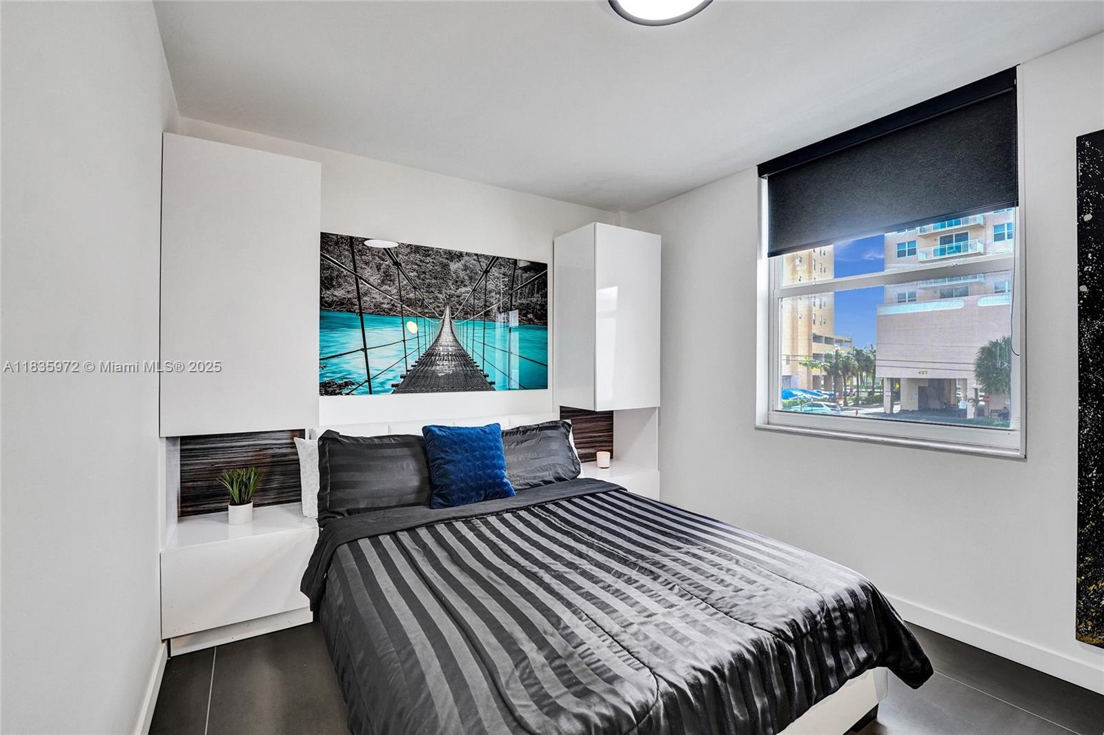430 Golden Isles Dr #201, Hallandale Beach, Florida image 24