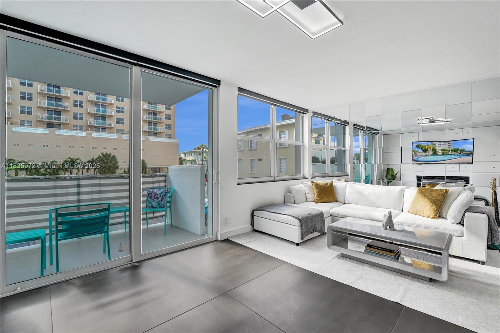430 Golden Isles Dr #201, Hallandale Beach, Florida image 26