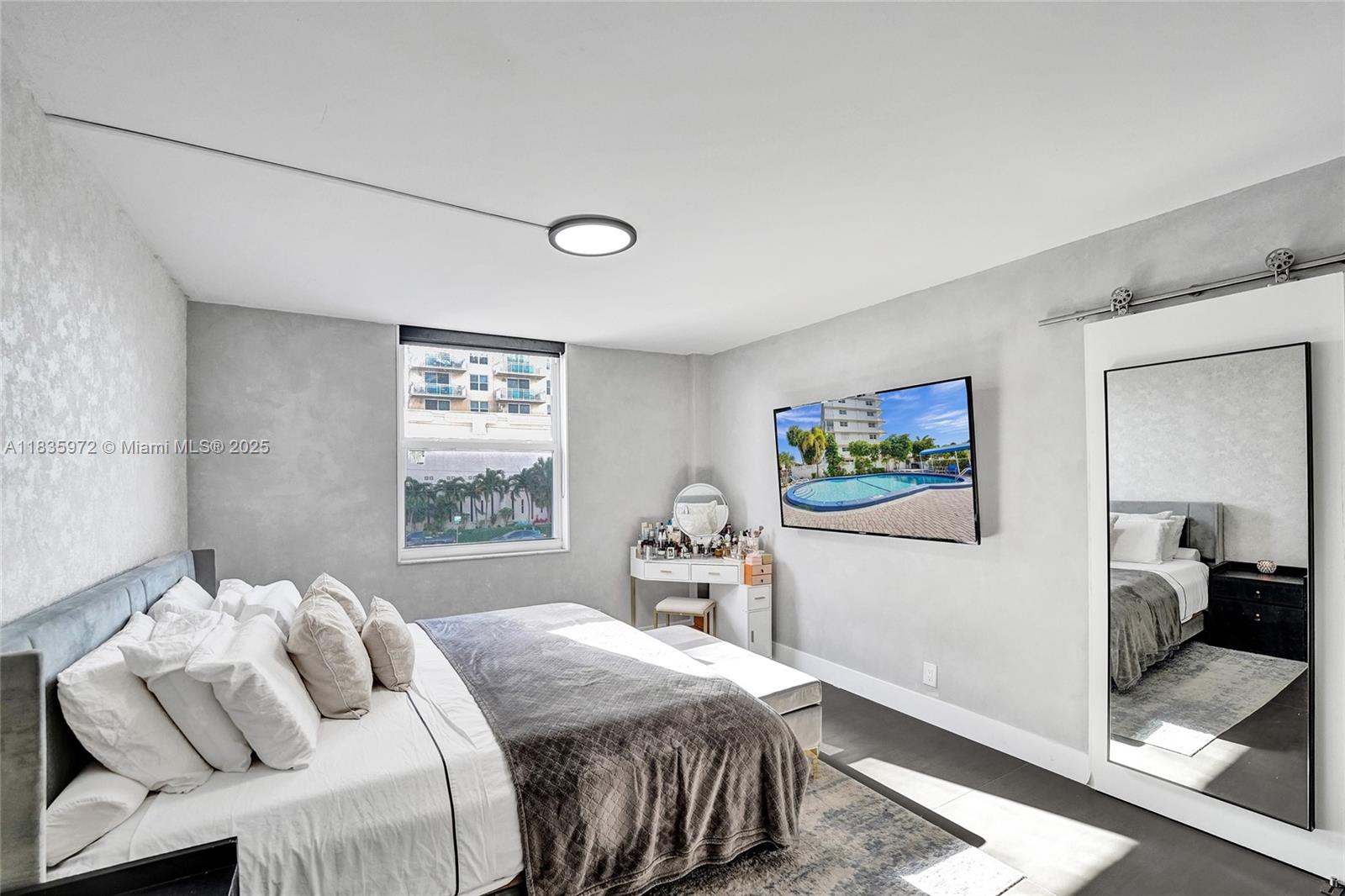 430 Golden Isles Dr #201, Hallandale Beach, Florida image 41