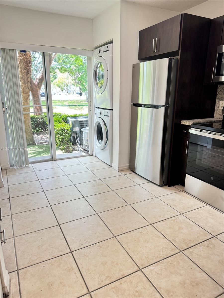 7900 NW 6th St #102, Pembroke Pines, Florida image 1