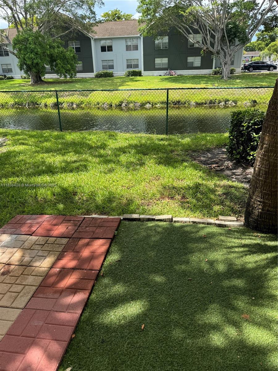 7900 NW 6th St #102, Pembroke Pines, Florida image 5