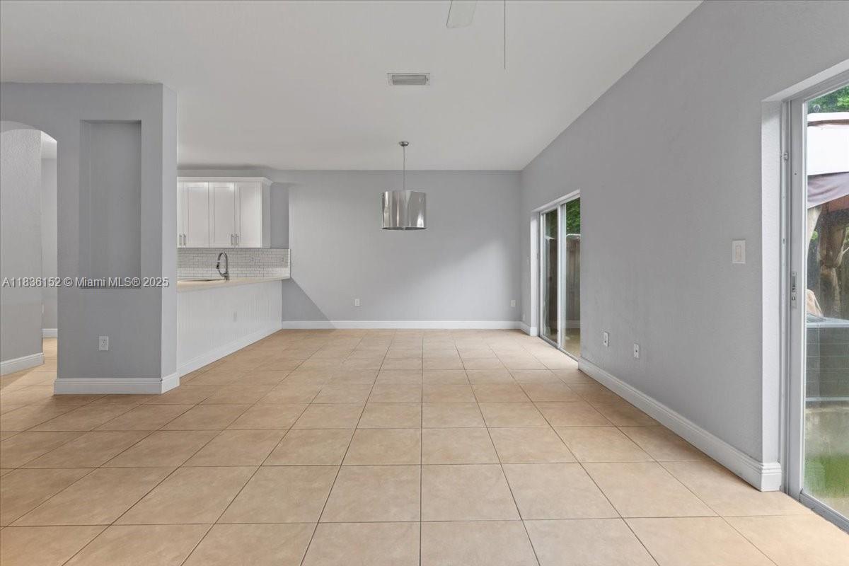 12720 SW 49th Ct, Miramar, Florida image 8