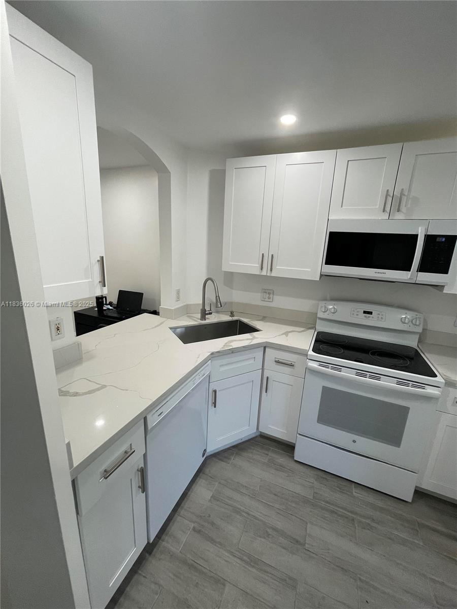 2173 NW 78th Ave #103, Pembroke Pines, Florida image 1