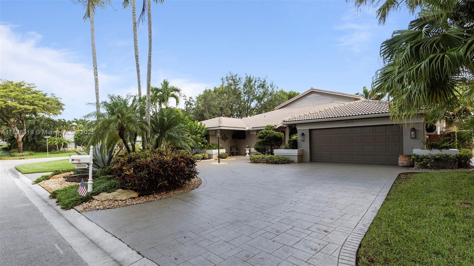 9099 NW 47th Ct, Coral Springs, Florida image 2