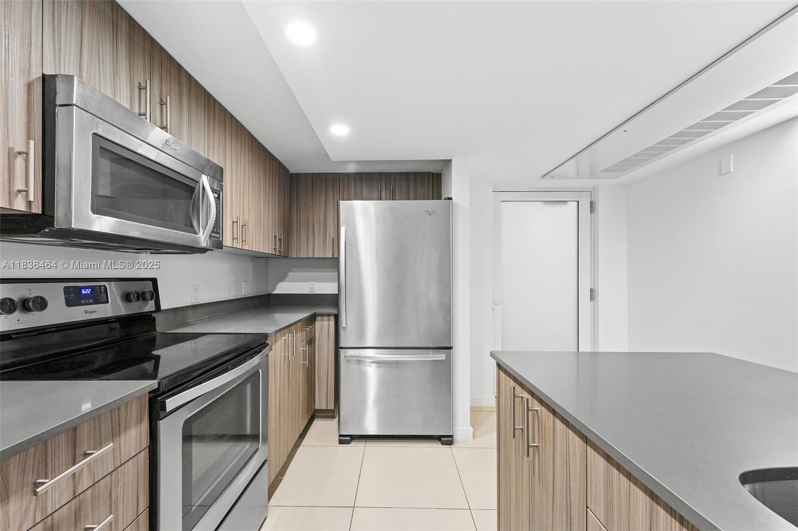 Property photo # 9