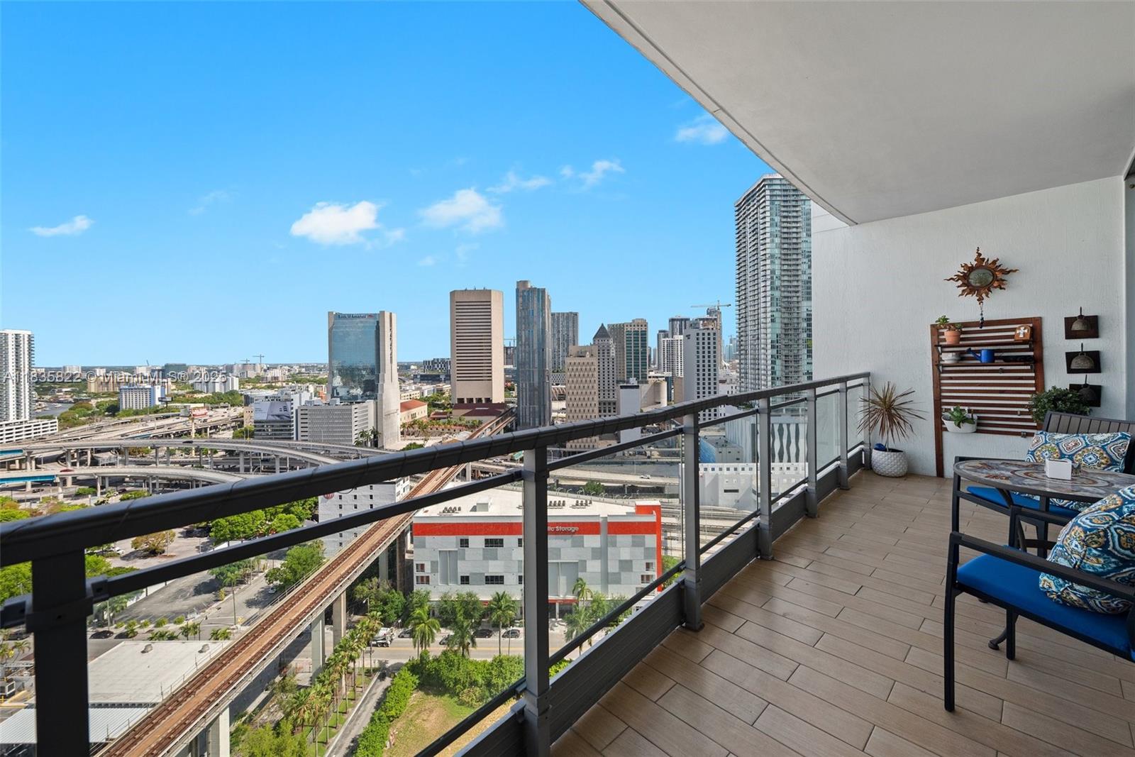 Property photo # 6