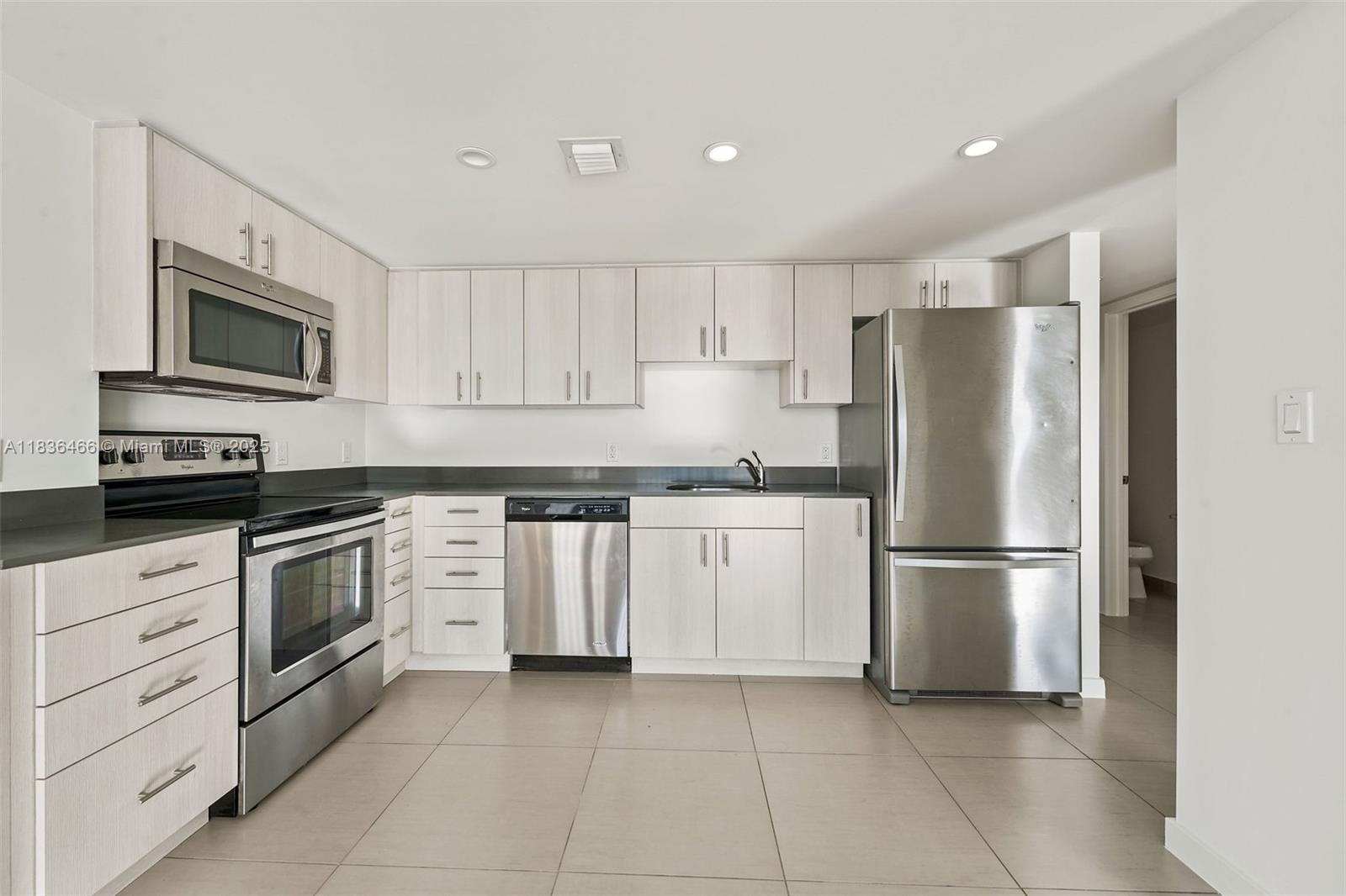 Property photo # 7