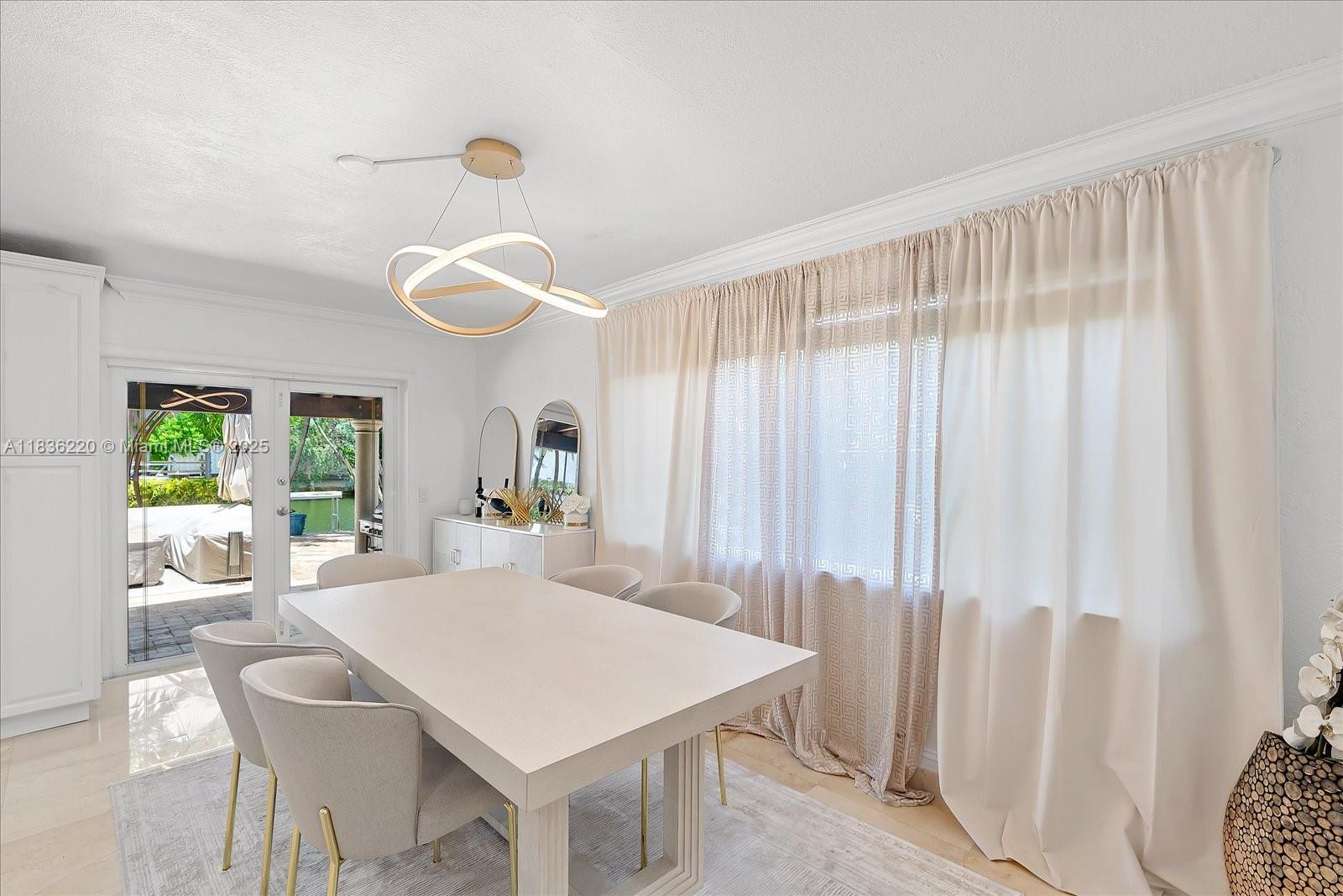 3220 NE 164th St, North Miami Beach, Florida image 5