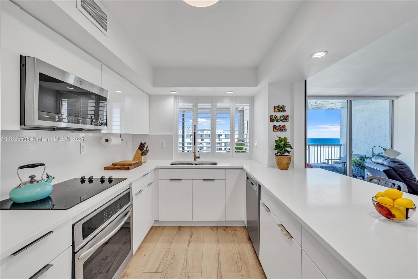 Property photo # 8