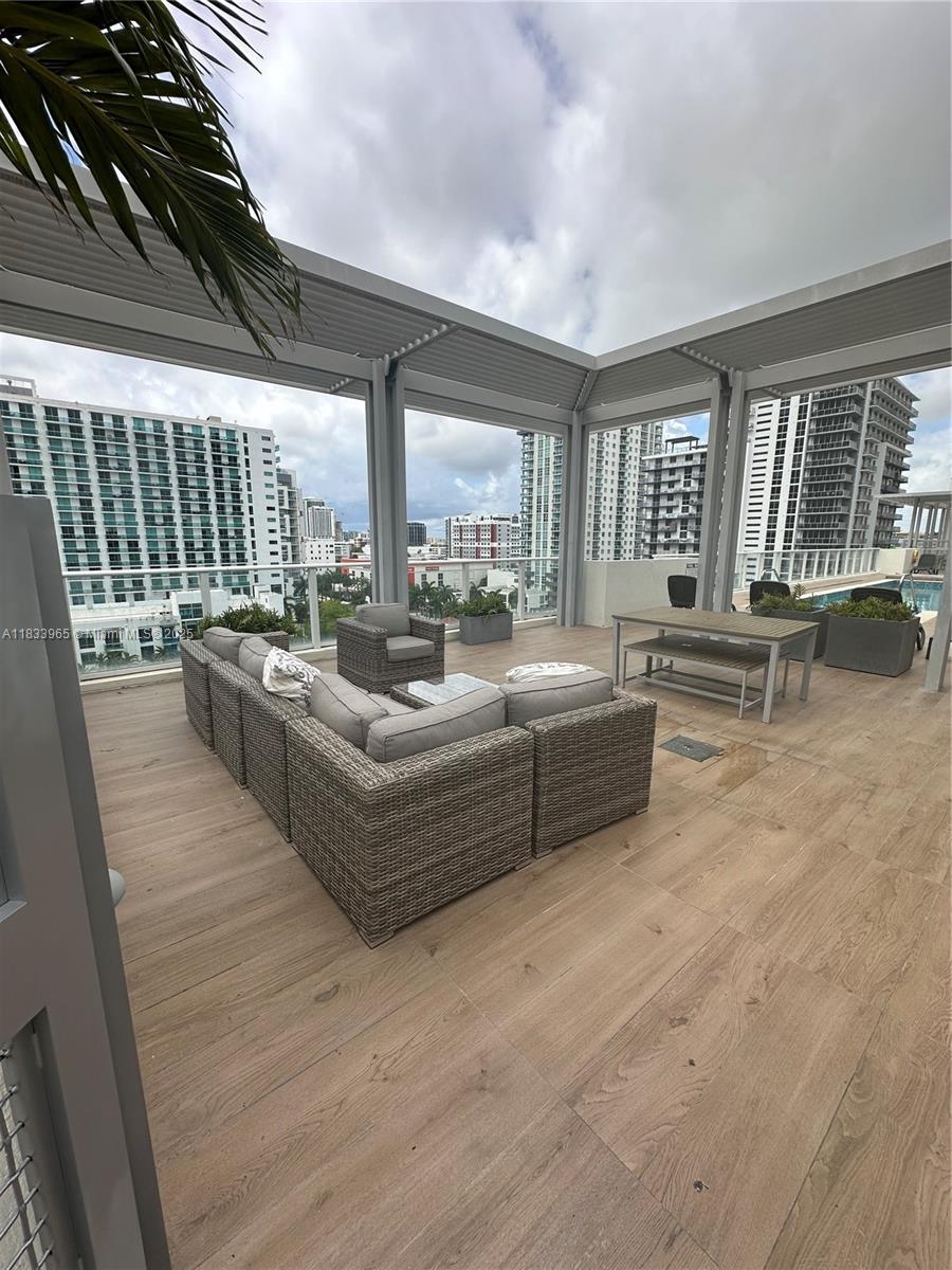 Property photo # 9