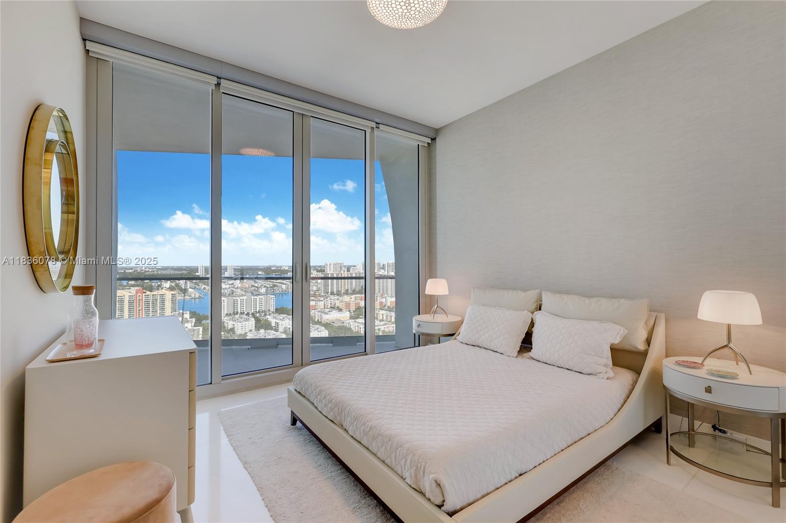 16901 Collins Ave #2702, Sunny Isles Beach, Florida image 22