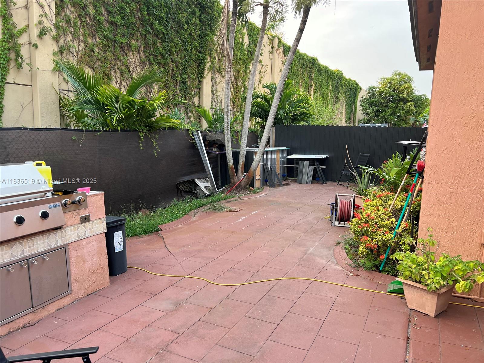 18122 NW 91st Ct, Hialeah, Florida image 3