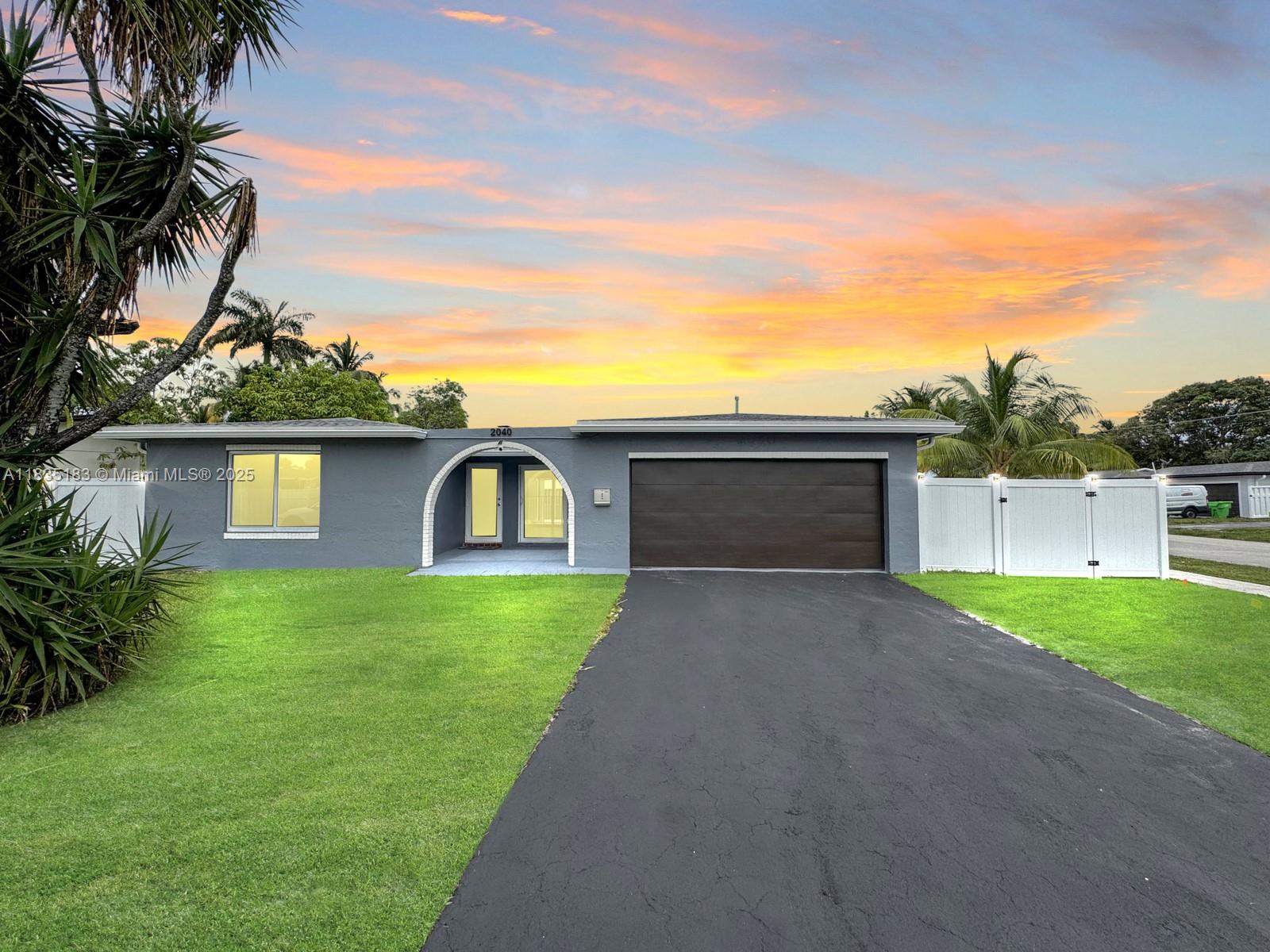 2040 NW 86th Ave, Sunrise, Florida image 1