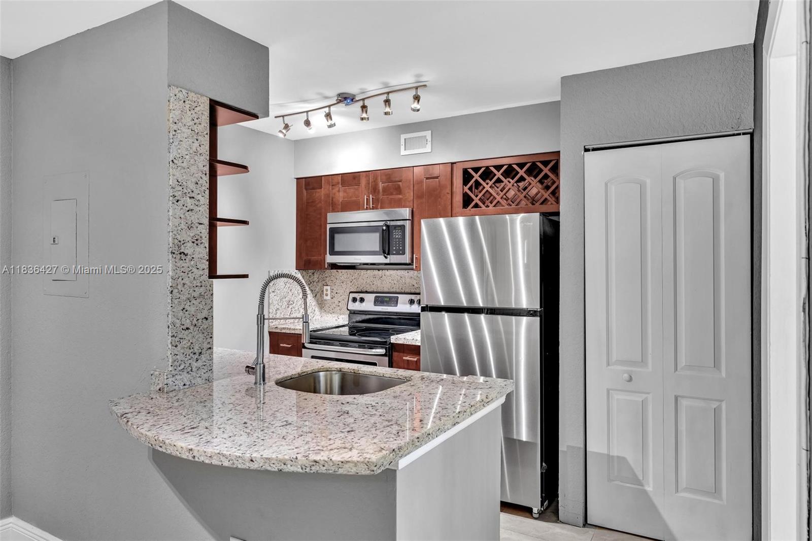 Property photo # 5