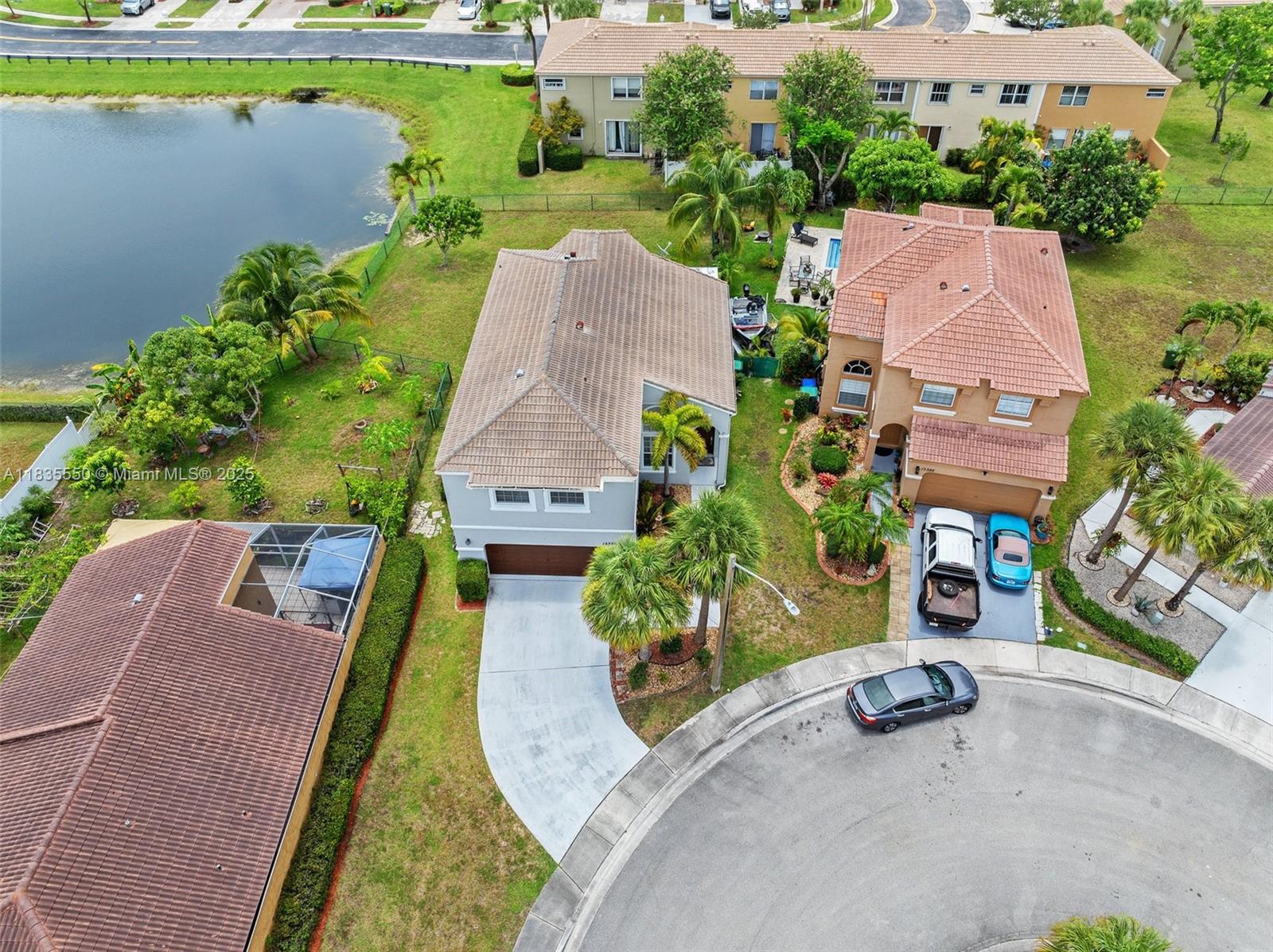 15376 NW 14th Mnr, Pembroke Pines, Florida image 1