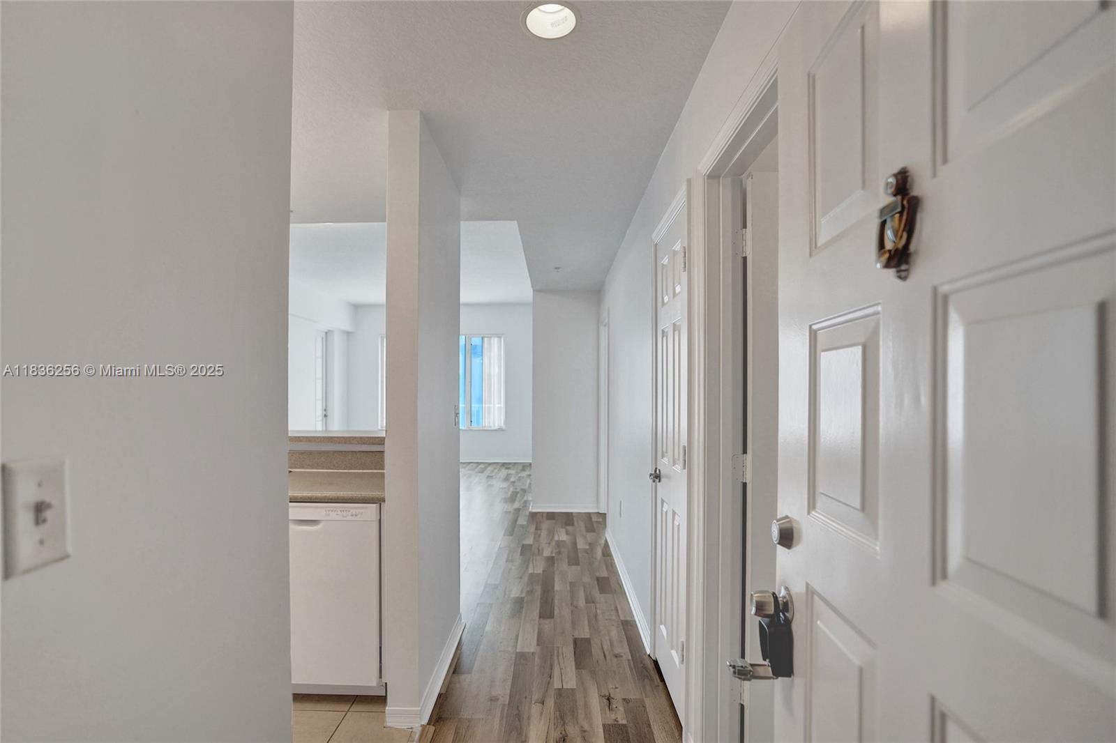 Property photo # 6
