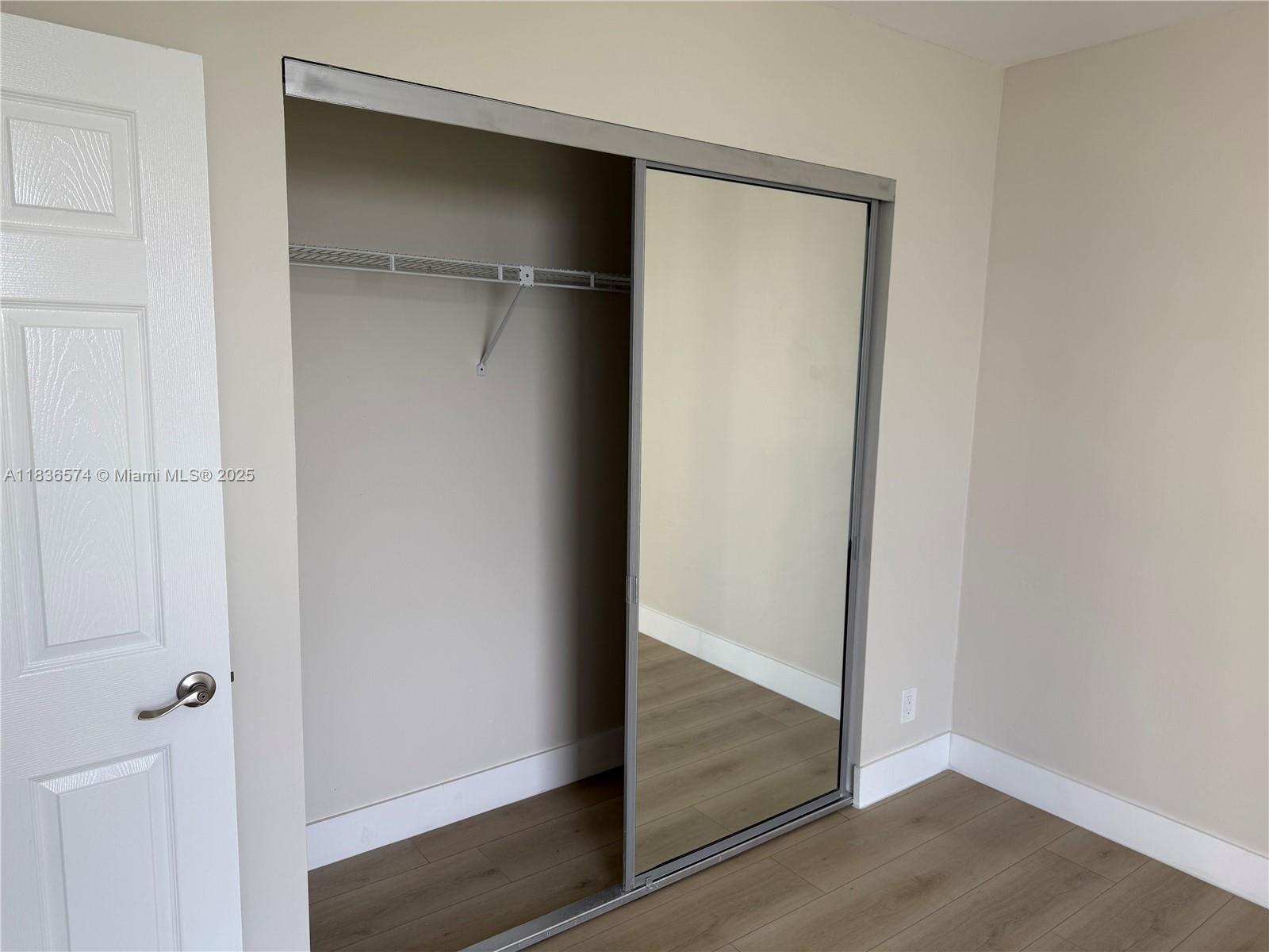 20335 W Country Club Dr #1203, Aventura, Florida image 21