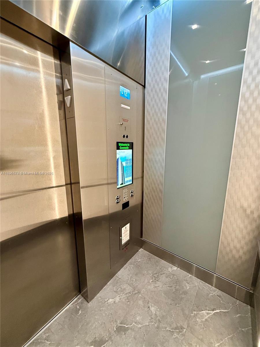 20335 W Country Club Dr #1203, Aventura, Florida image 24