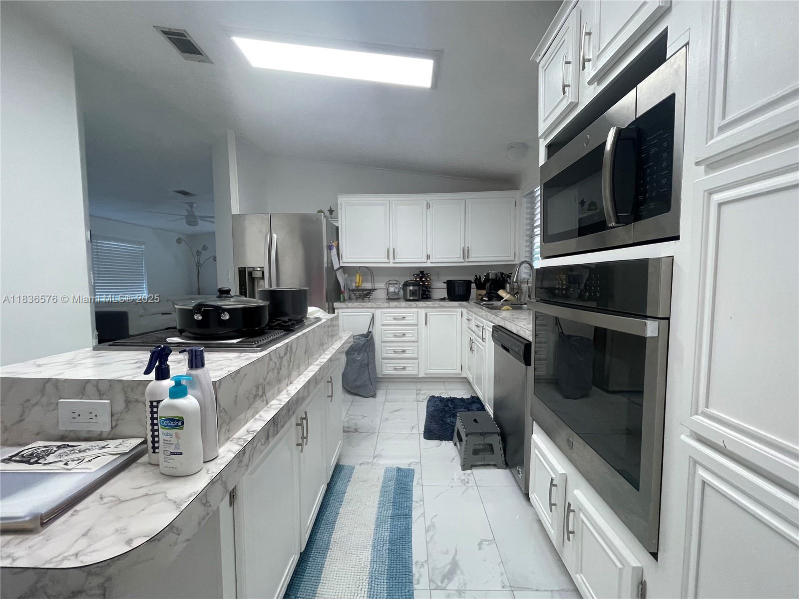 19800 SW 180th Ave Unit 5, Miami, Florida image 12