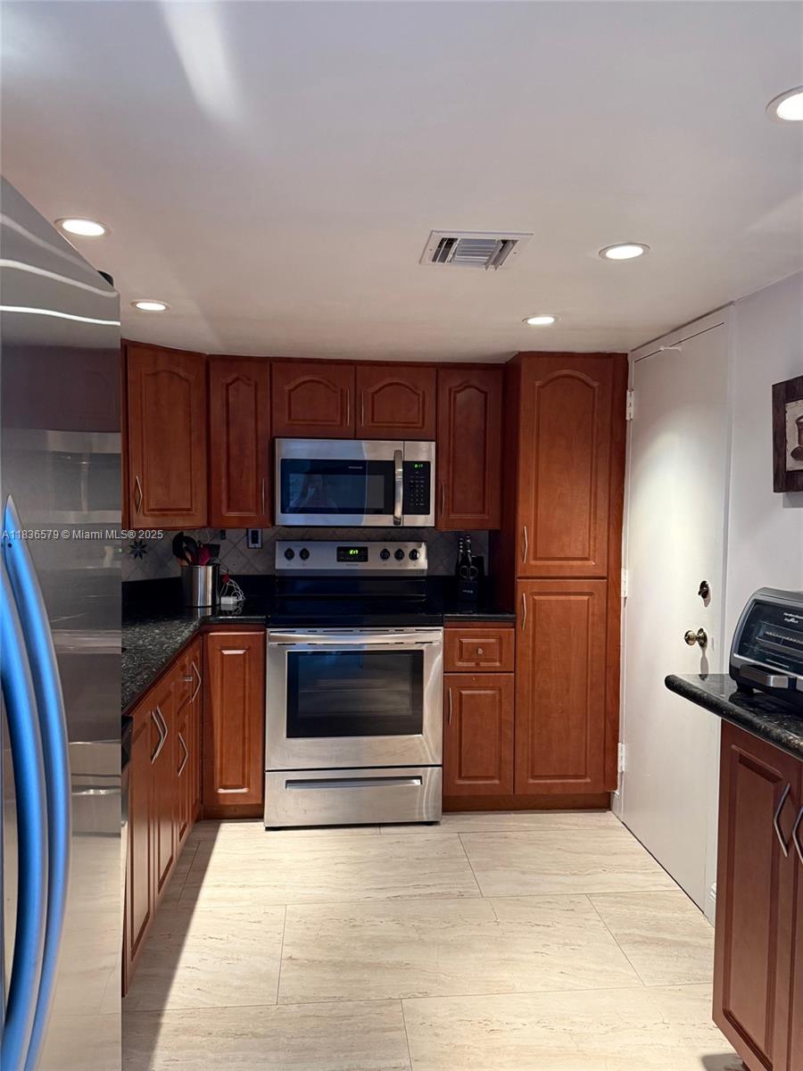 Property photo # 3