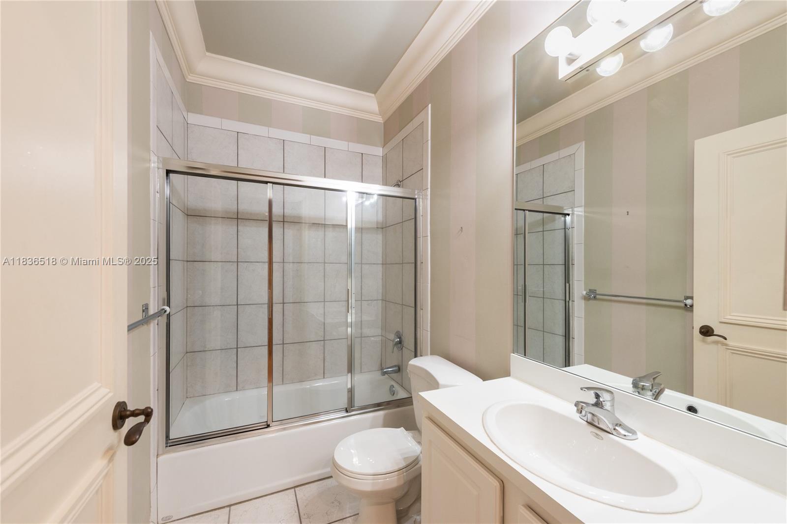 602 Malaga Ave #B, Coral Gables, Florida image 25