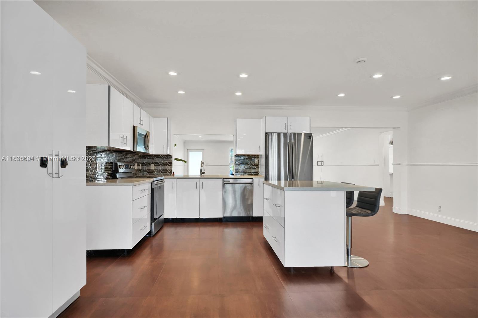 4721 W Park Rd, Hollywood, Florida image 7