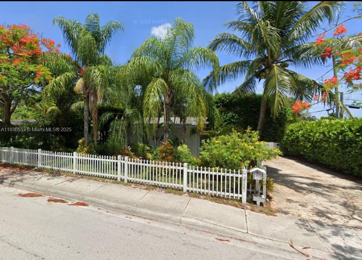 2120 SW 42nd Ter, Fort Lauderdale, Florida image 1