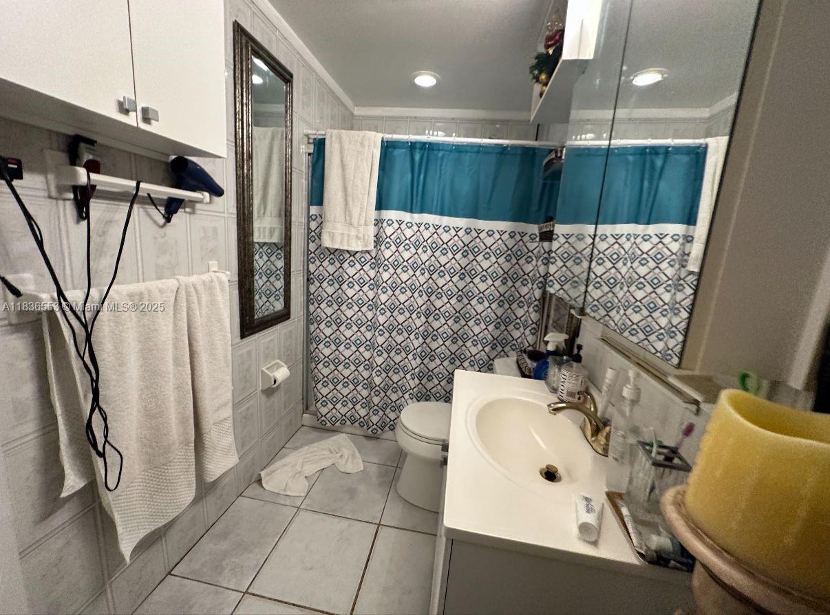 2120 SW 42nd Ter, Fort Lauderdale, Florida image 4