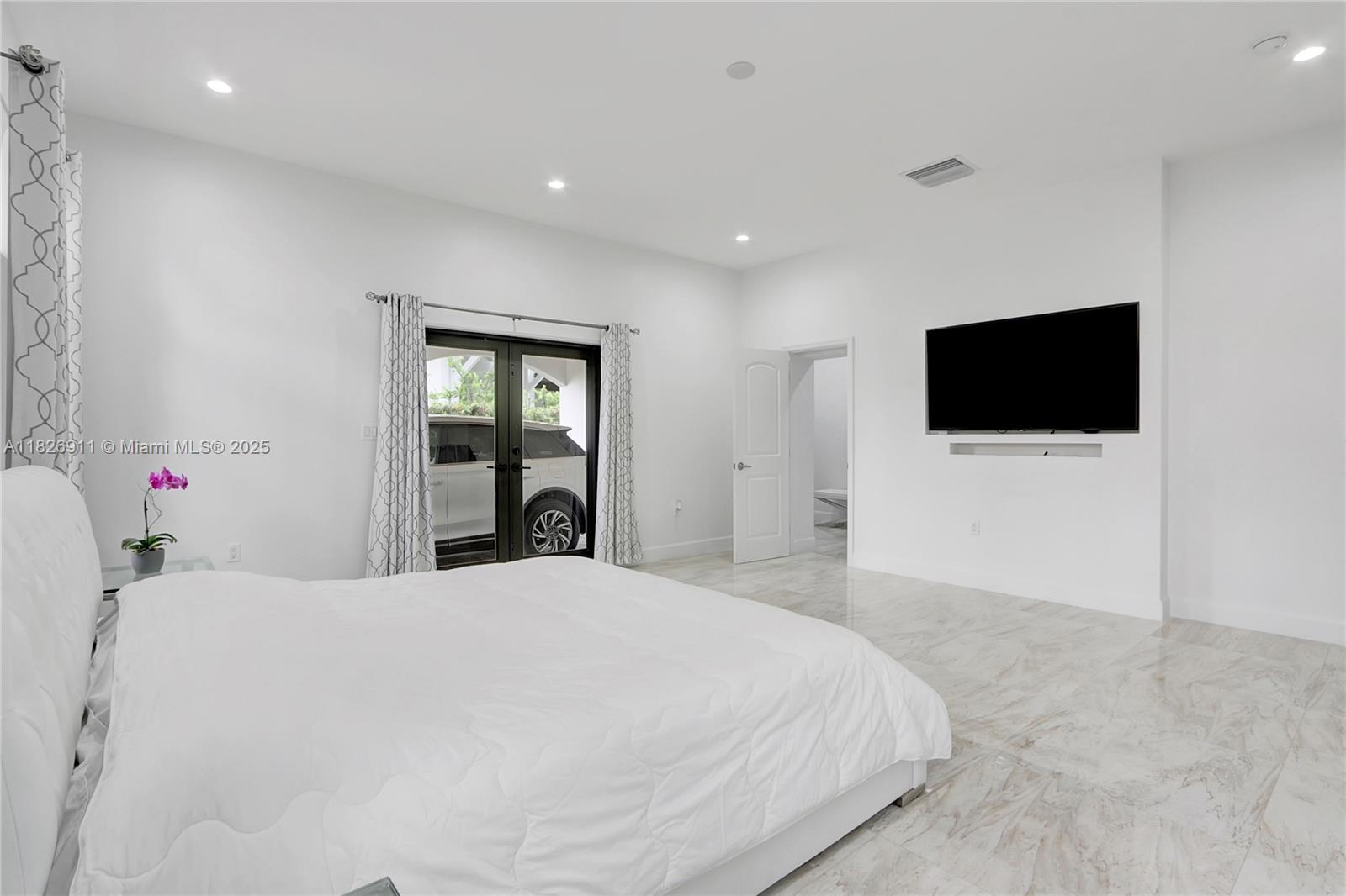 7970 SW 26th St, Miami, Florida image 17