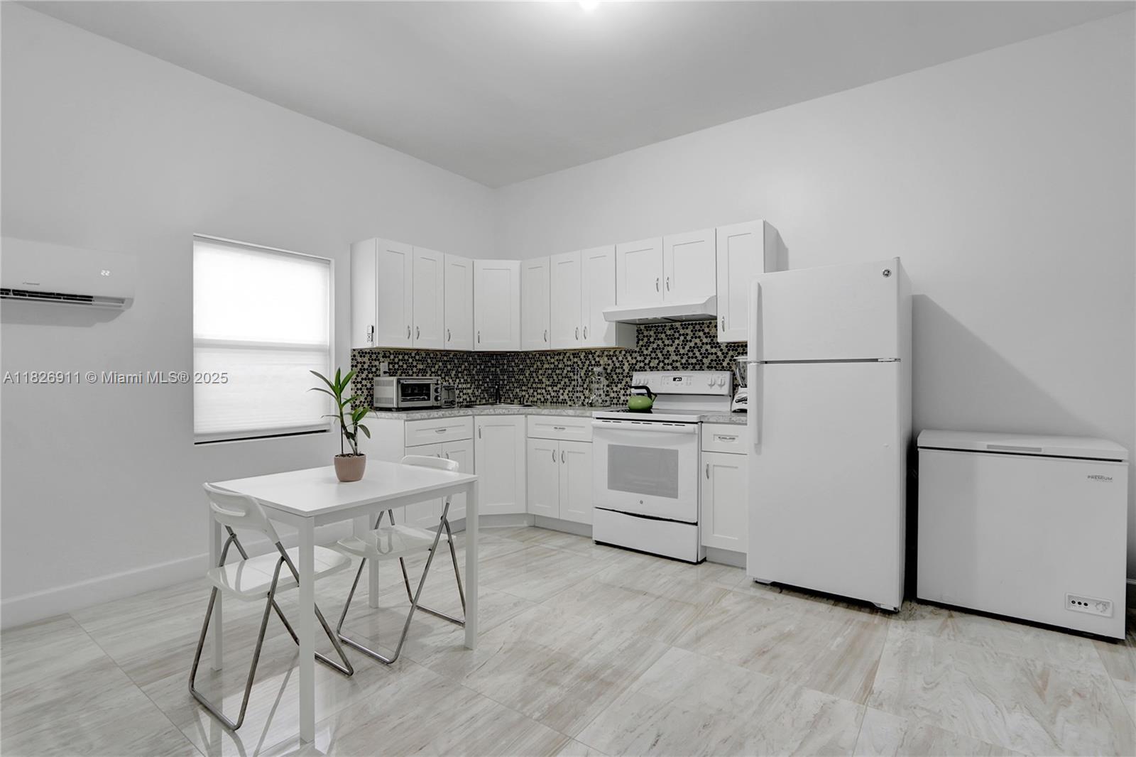 7970 SW 26th St, Miami, Florida image 31