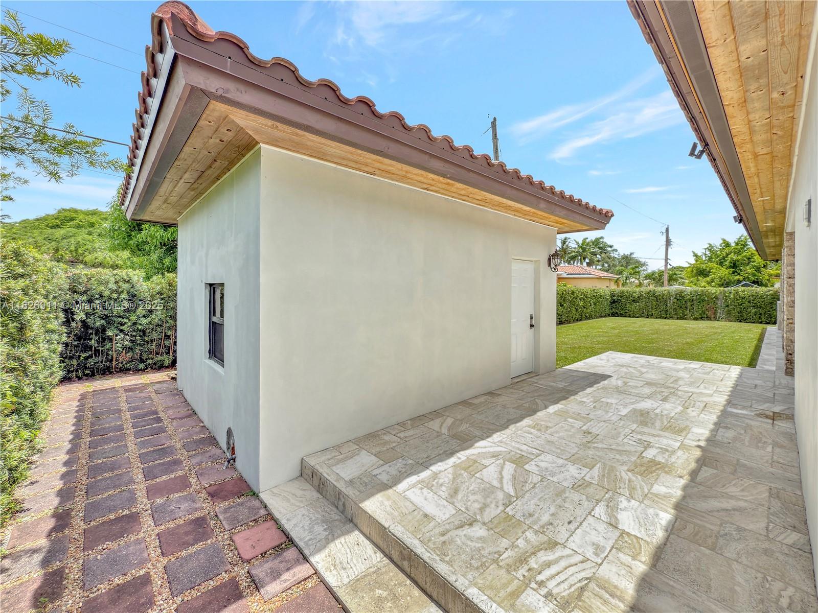 7970 SW 26th St, Miami, Florida image 5