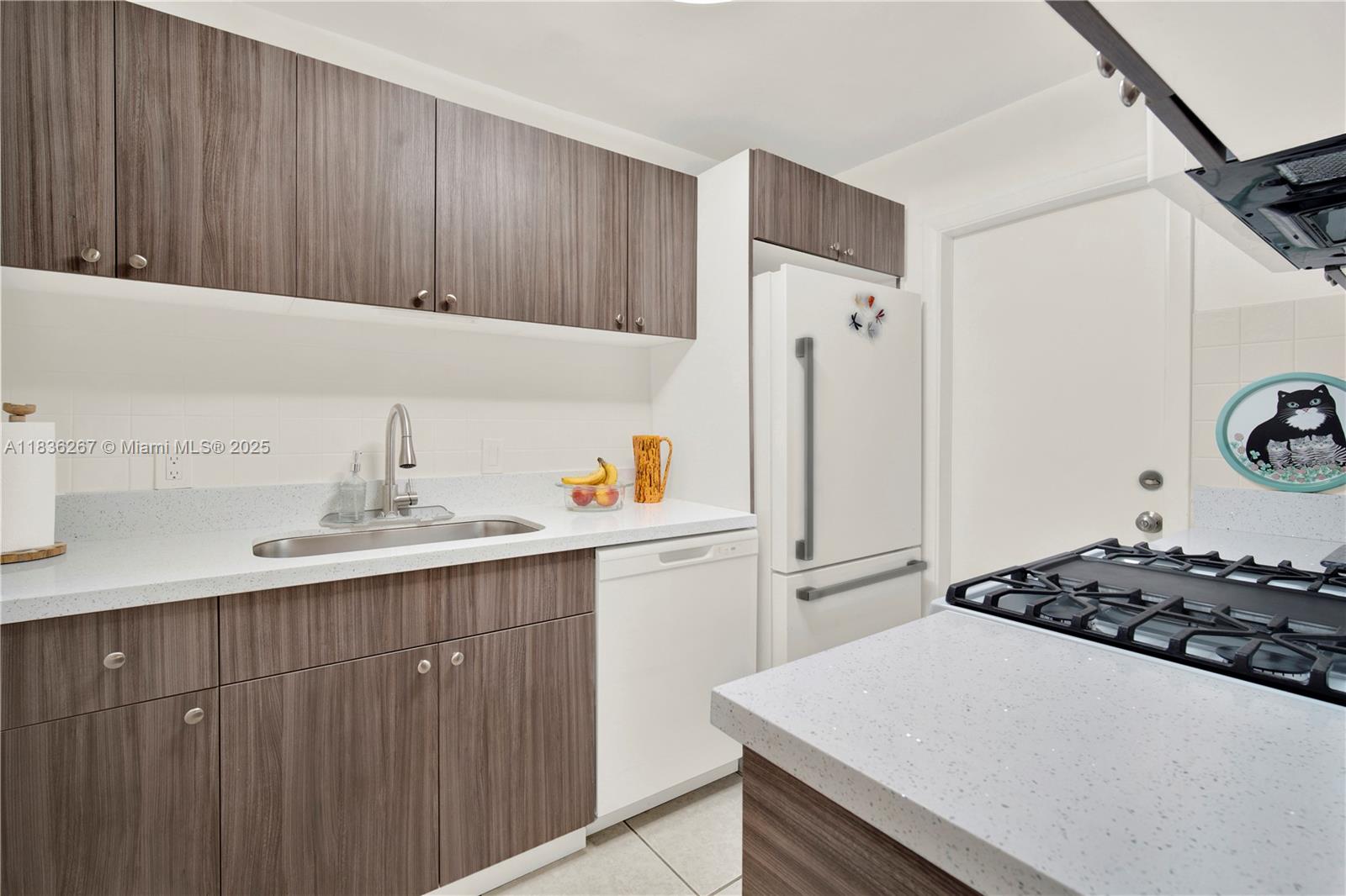 6886 N Kendall Dr #D102, Pinecrest, Florida image 24