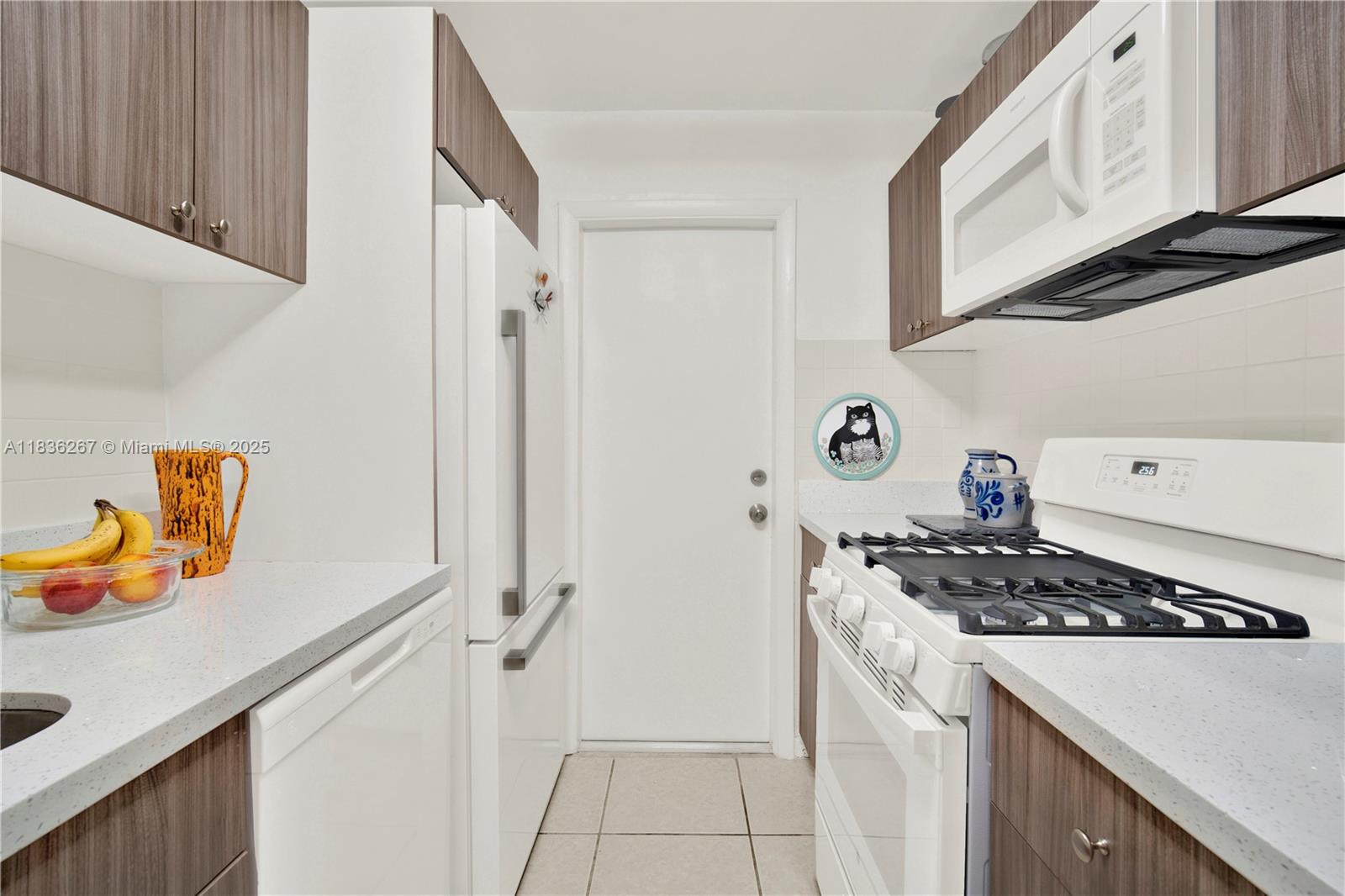 6886 N Kendall Dr #D102, Pinecrest, Florida image 25