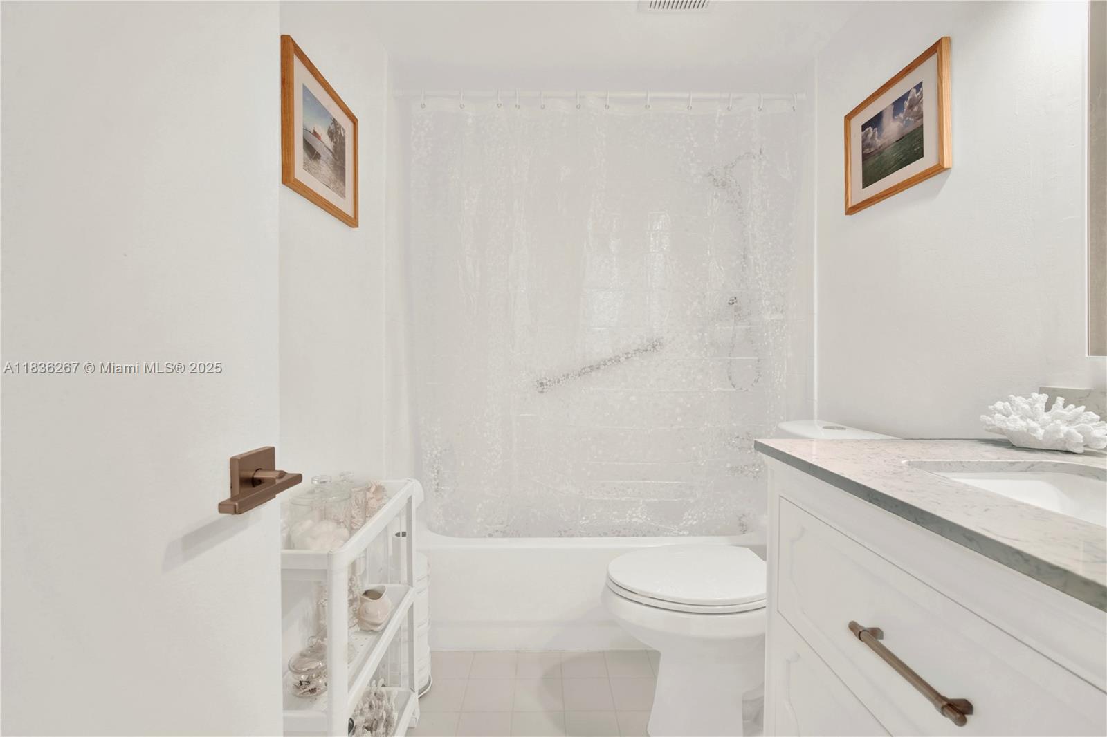 6886 N Kendall Dr #D102, Pinecrest, Florida image 34