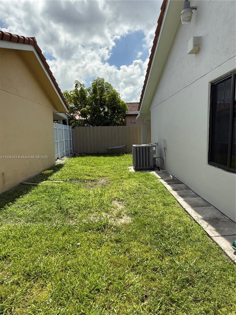 1061 NW 128th Ave, Miami, Florida image 25