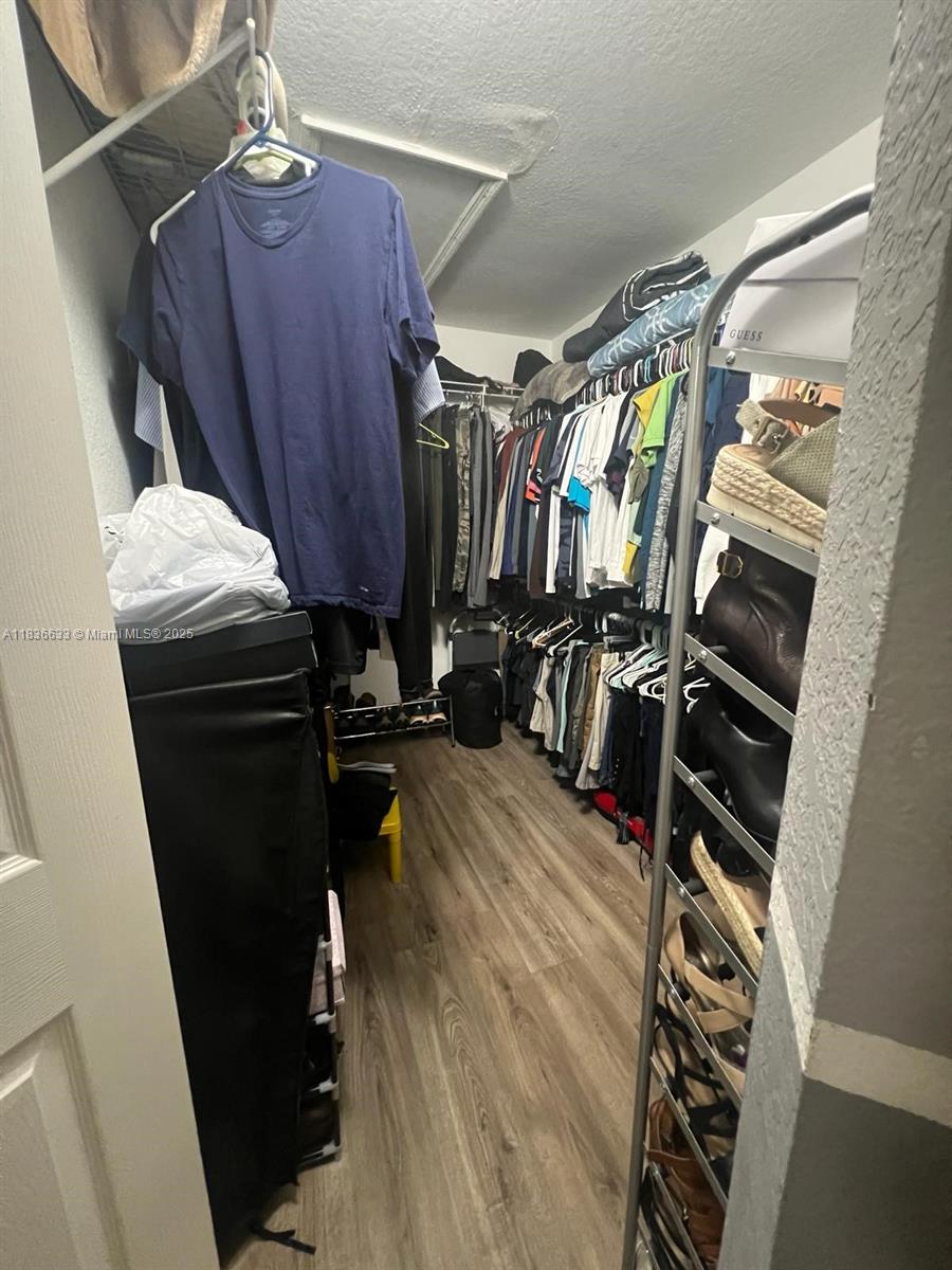 Property photo # 9