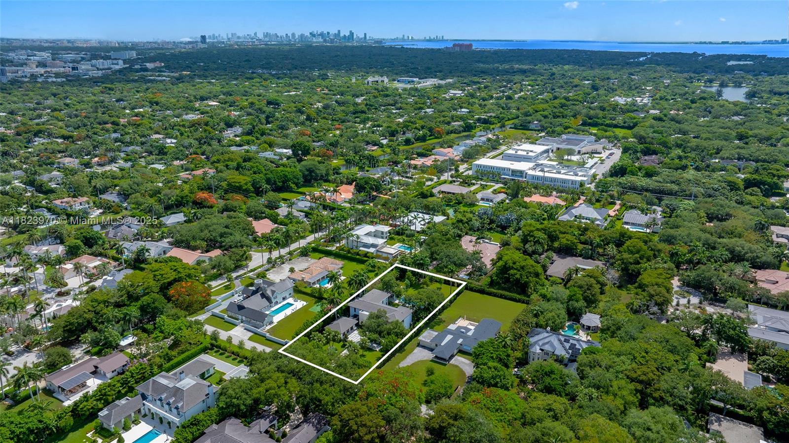 8875 SW 61st Ct, Pinecrest, Florida image 18