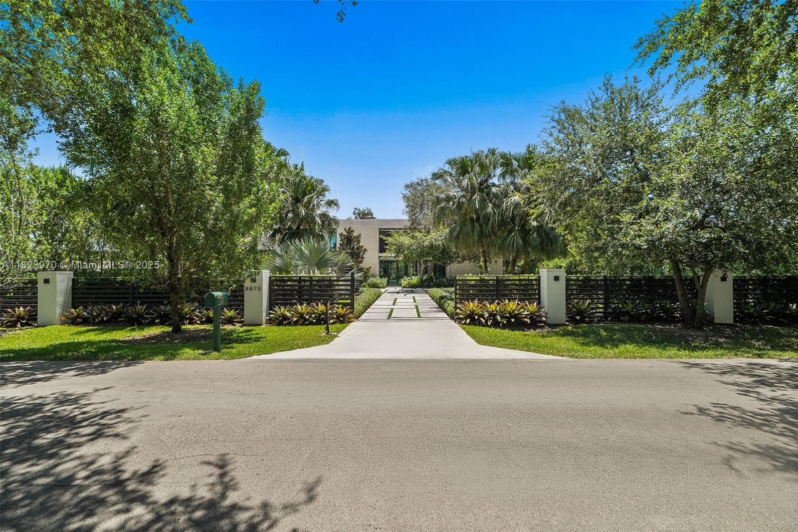 8875 SW 61st Ct, Pinecrest, Florida image 20
