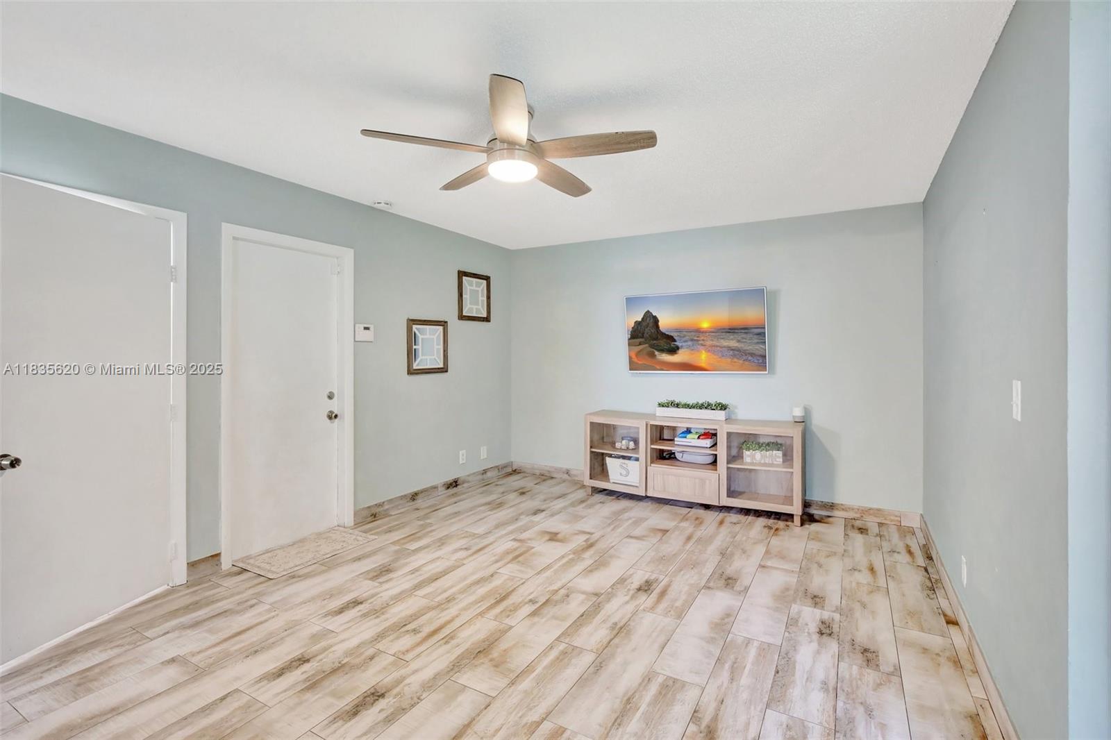 10948 NW 12th Ct, Plantation, Florida image 18