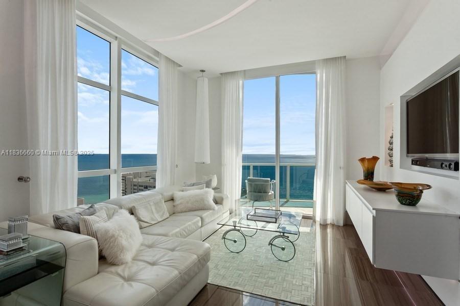 1945 S Ocean Dr #2812, Hallandale Beach, Florida image 10