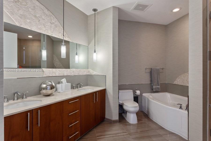 1945 S Ocean Dr #2812, Hallandale Beach, Florida image 28