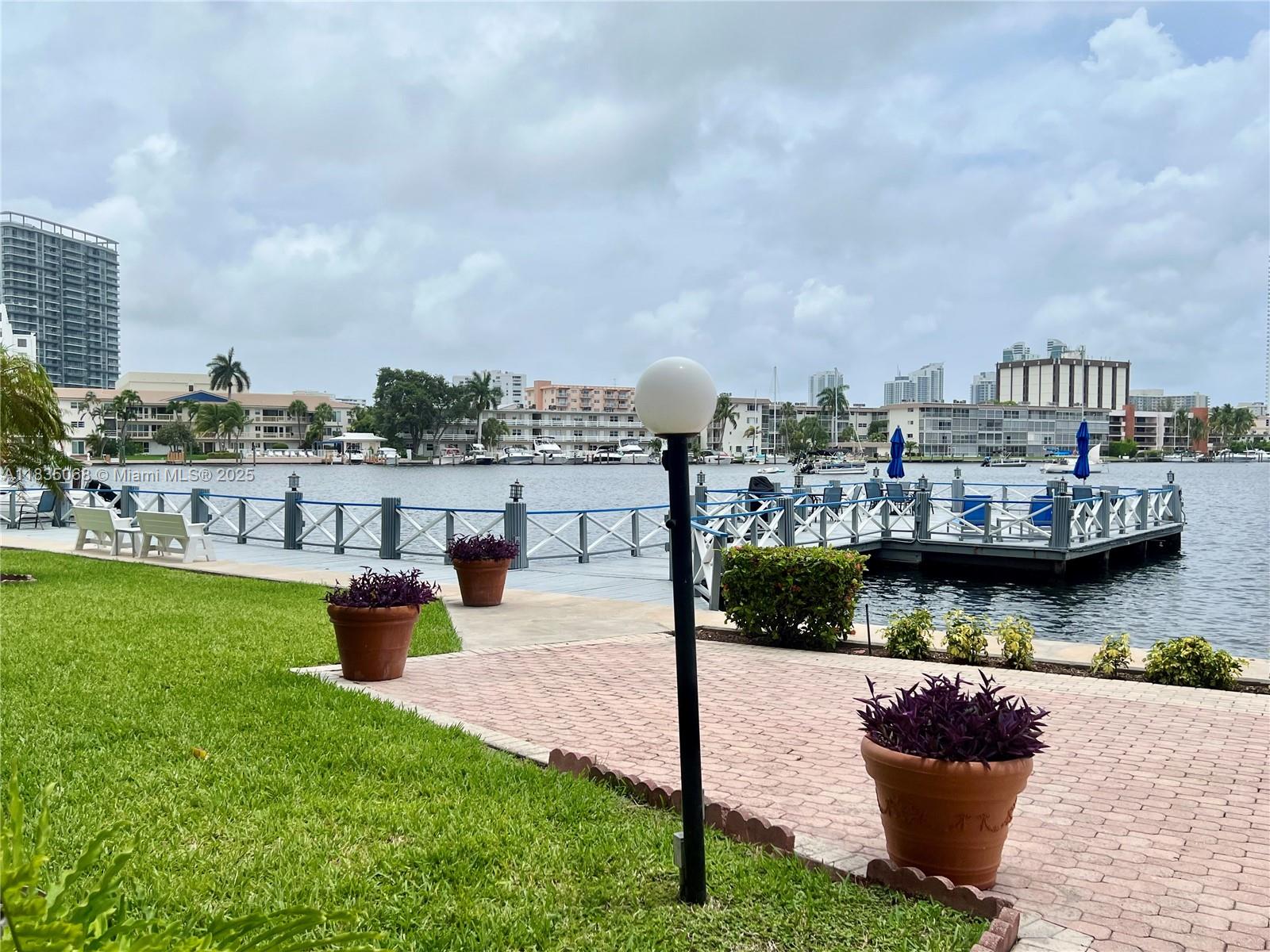 430 Golden Isles Dr #504, Hallandale Beach, Florida image 34