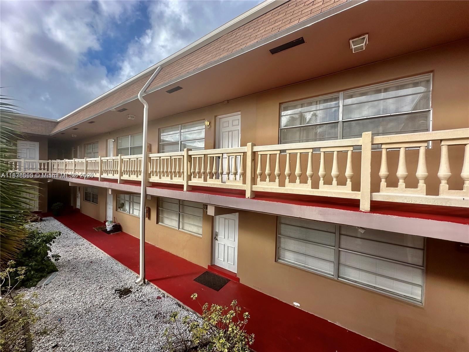241 SE 9th Ave #207, Pompano Beach, Florida image 18