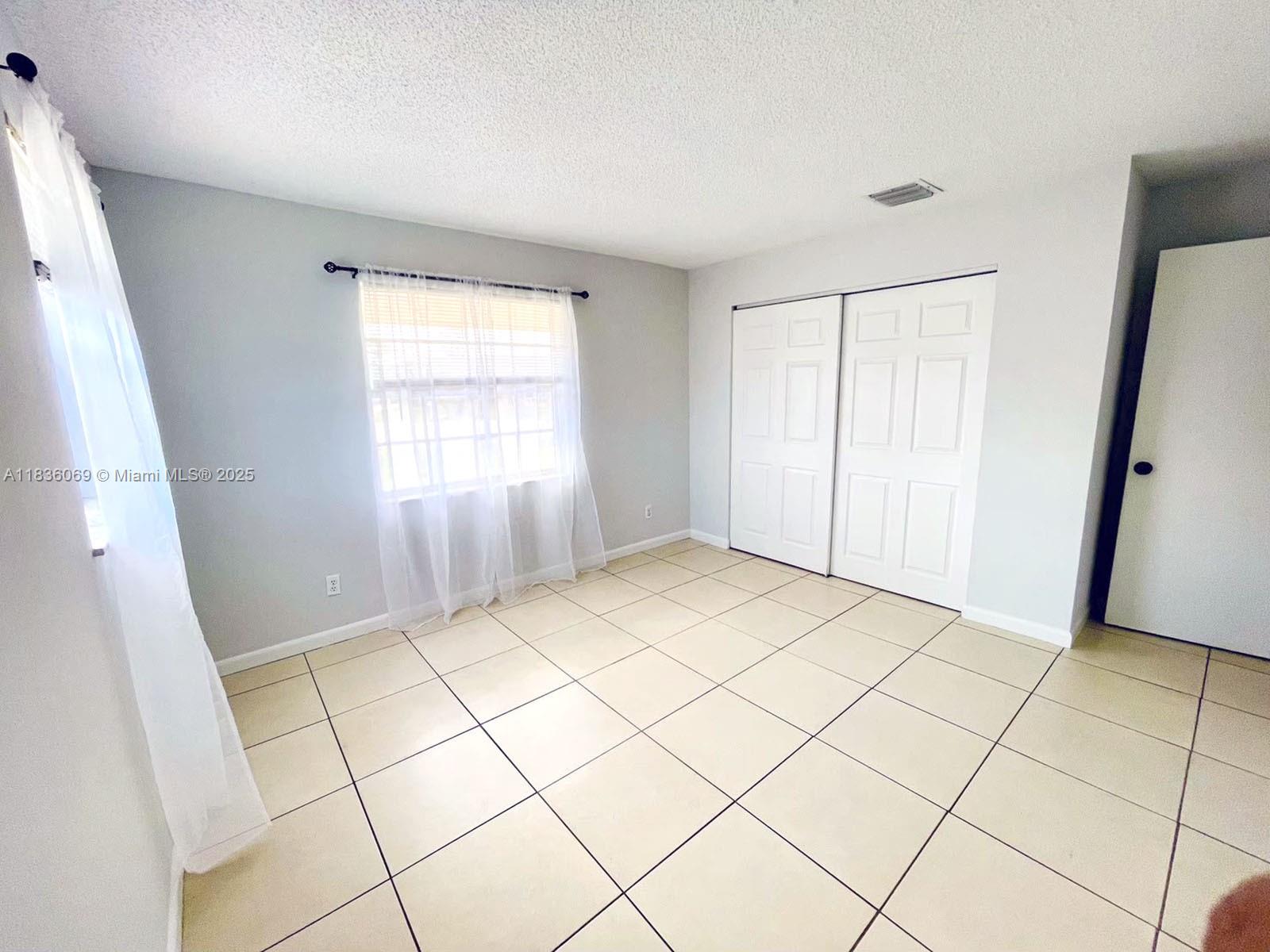 4503 SE Ontario Dr, Stuart, Florida image 12