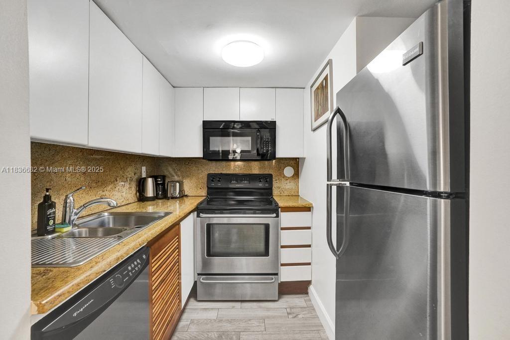 834 Ocean Dr #306, Miami Beach, Florida image 13