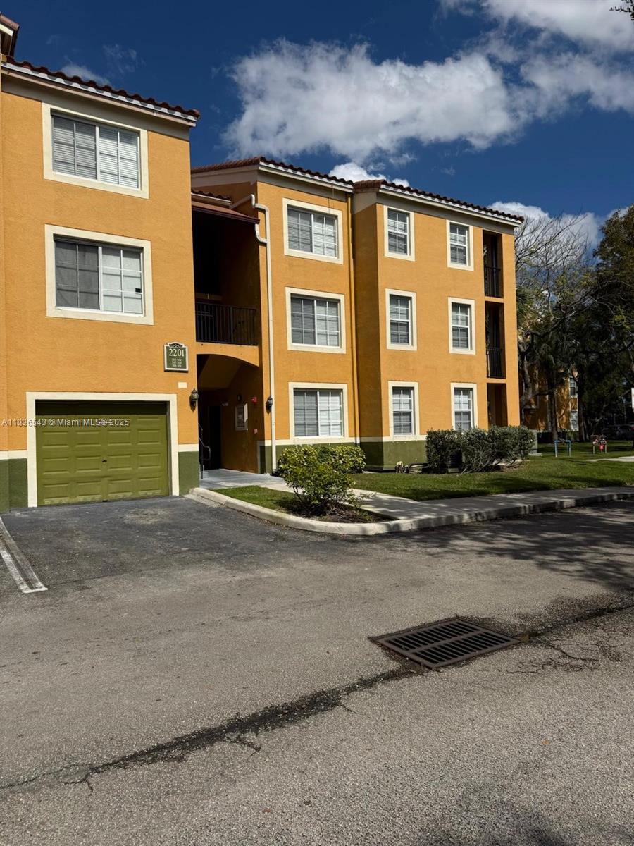 Property photo # 0
