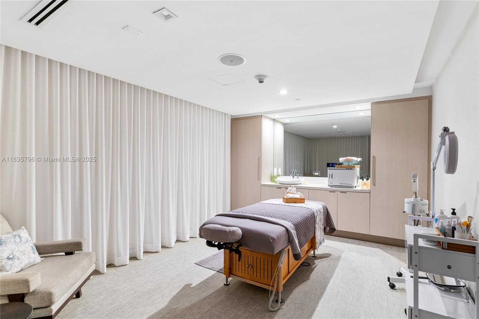 551 N Fort Lauderdale Beach Blvd #H1401, Fort Lauderdale, Florida image 39