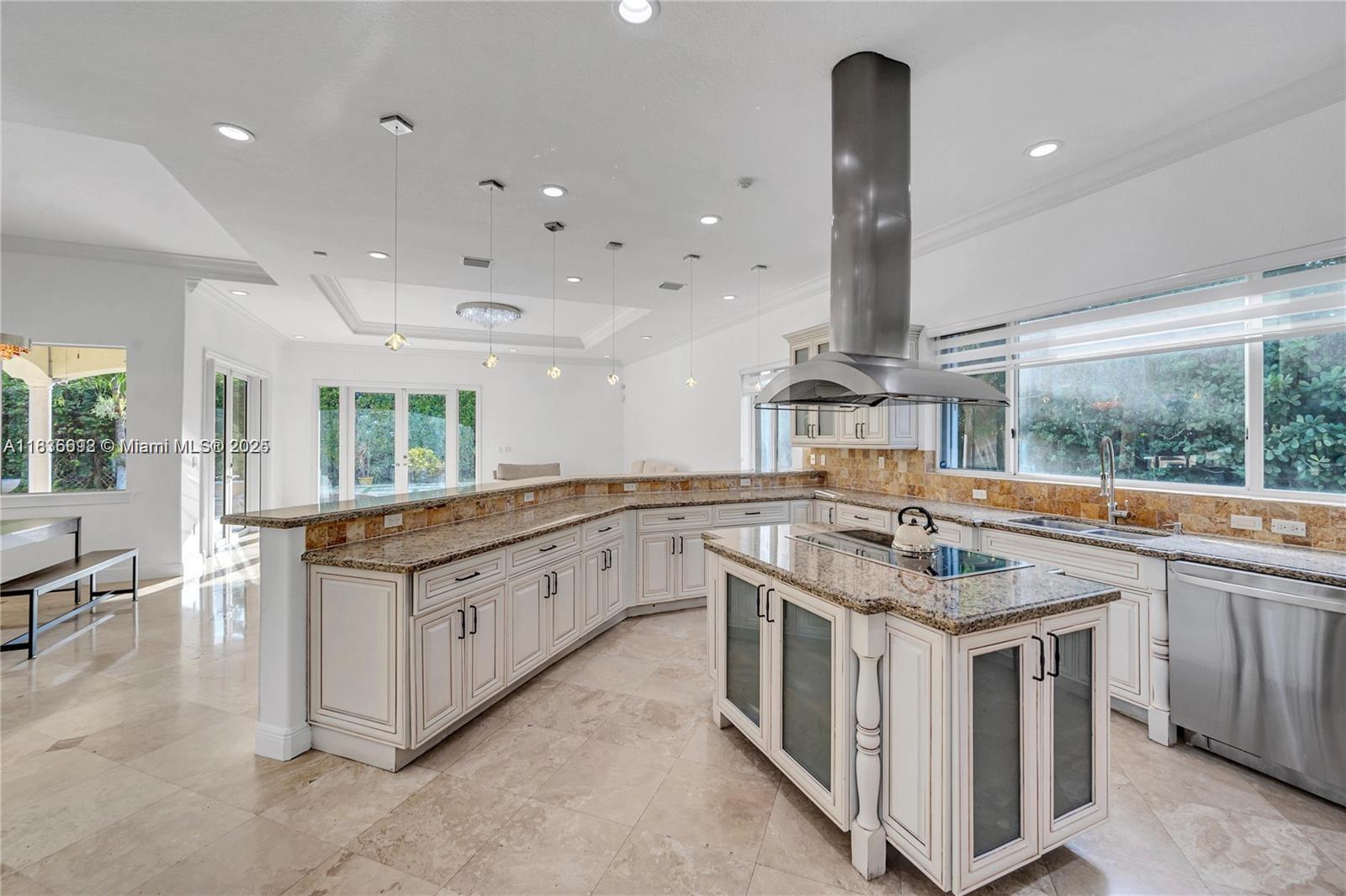 13400 SW 83rd Ave, Pinecrest, Florida image 13