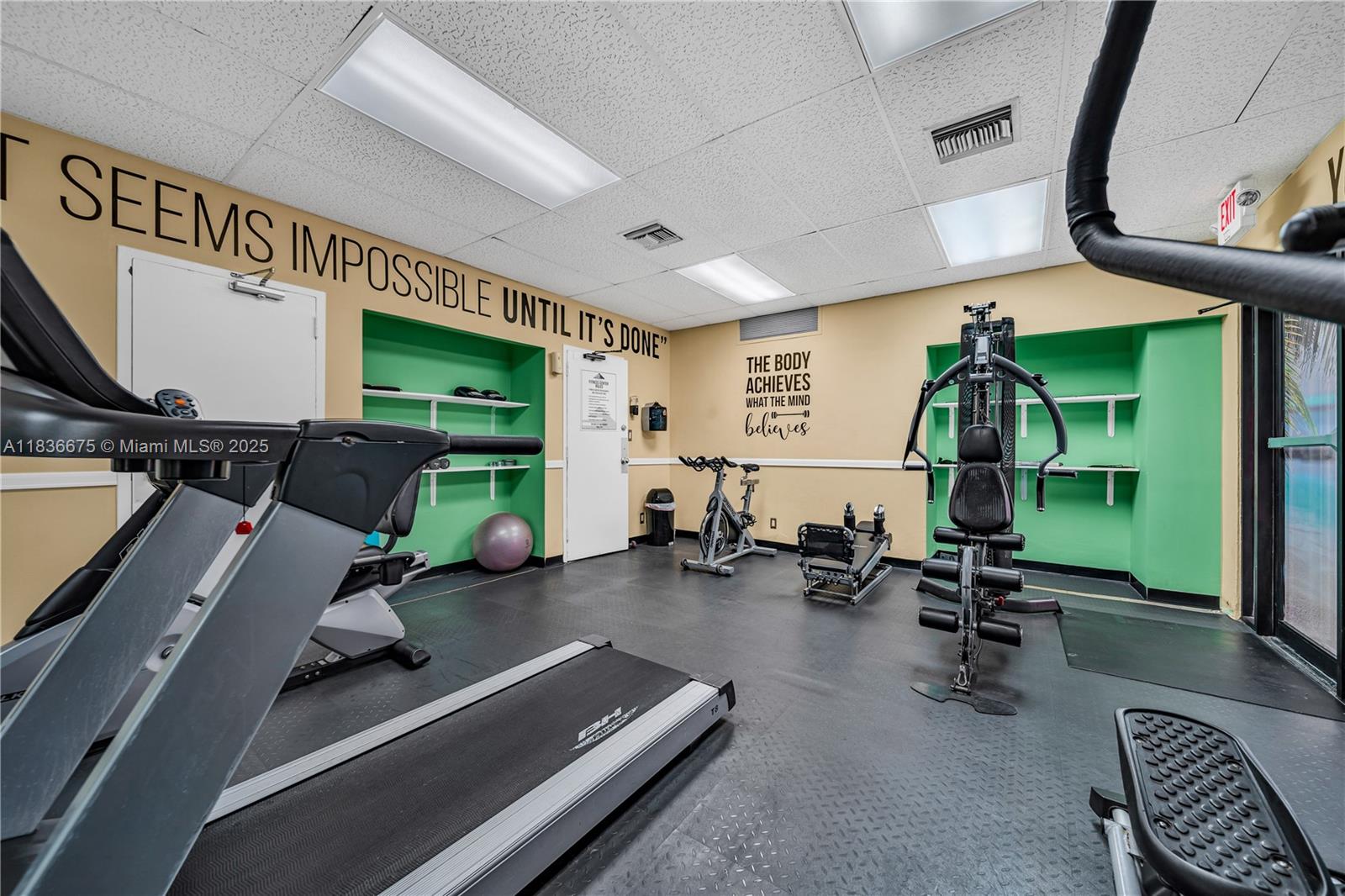 3401 N Country Club Dr #308, Aventura, Florida image 18