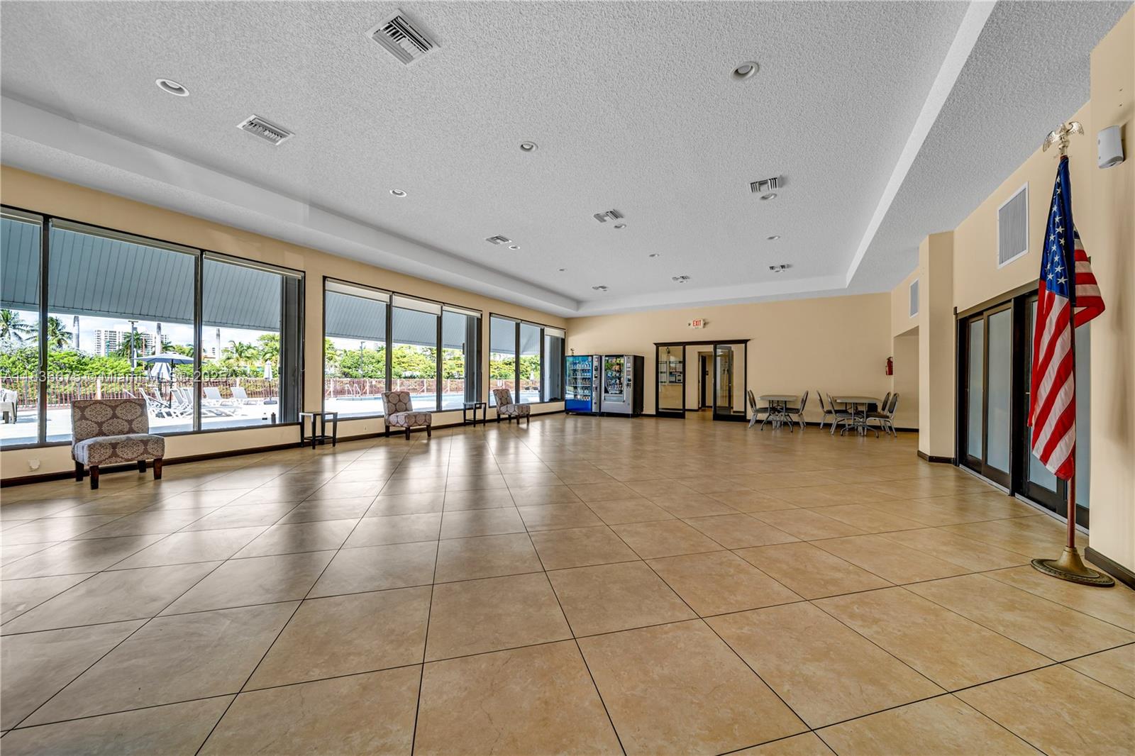 3401 N Country Club Dr #308, Aventura, Florida image 20